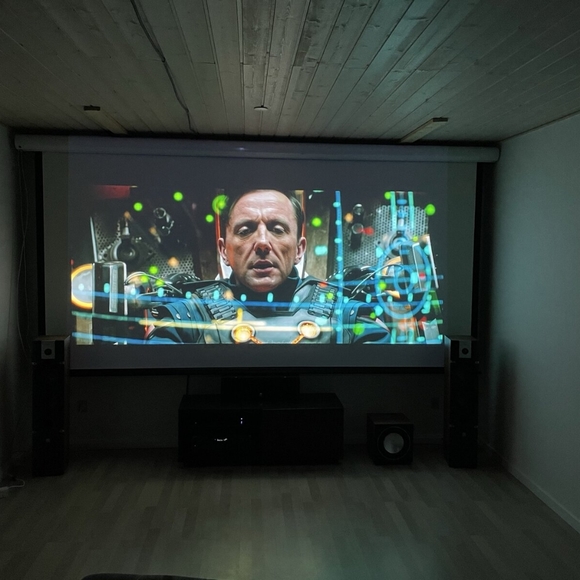 Digital Multimedia DLP Projector w/DVI, VGA, USB & Speaker - 800x600, 1600 Lumen - Picture 12 of 13